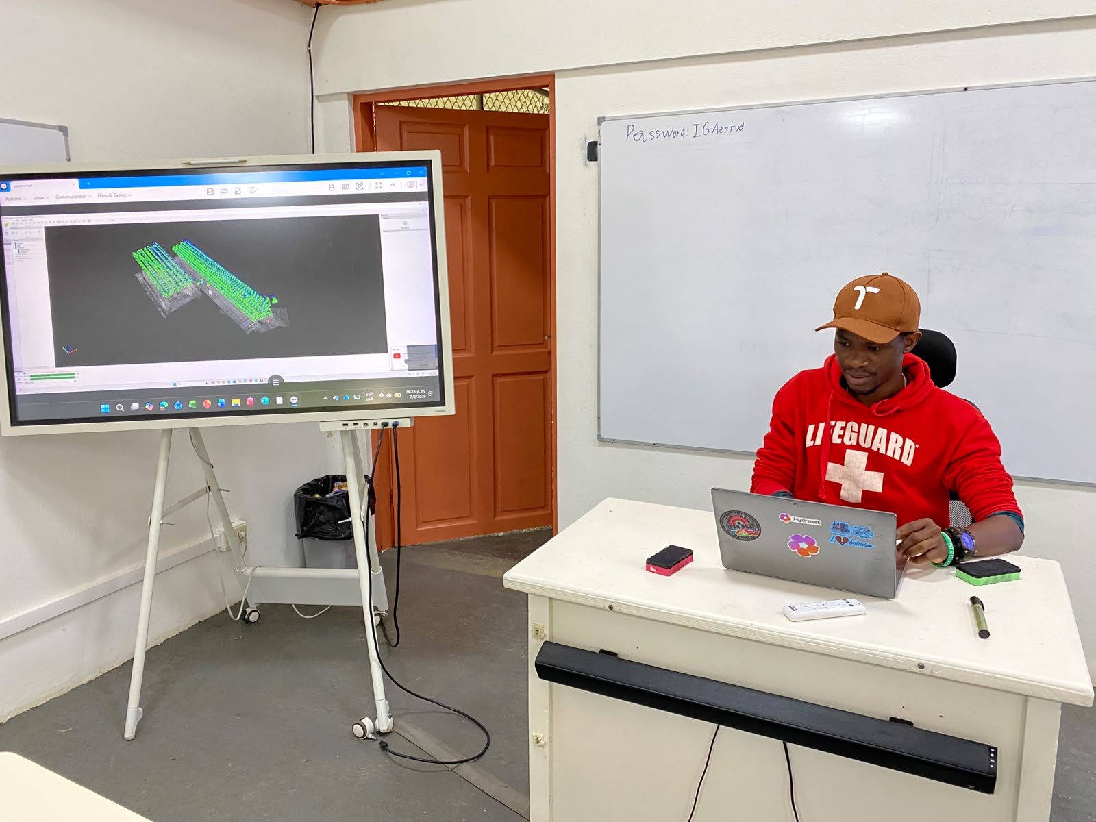 Reviewing drone-derived maps